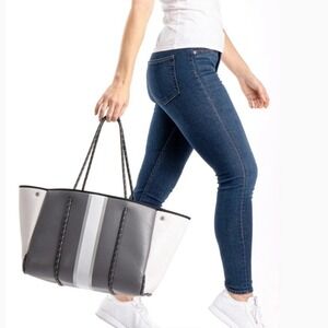 Haute Shore Greyson Femme Large Grey White Silver Tote NWT‎
